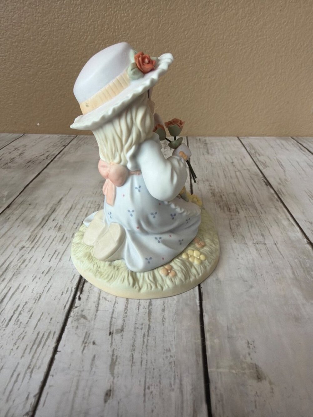 Precious Moments #103176 Rose in My Bouquet 2002 Ltd Ed 1831/7500 Girl Cat - Picture 4 of 14